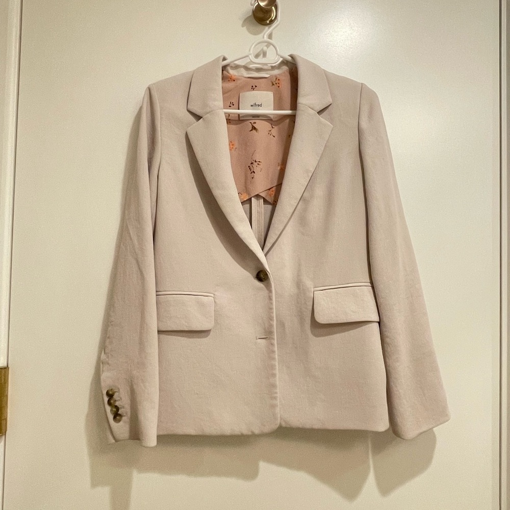 Aritzia Wilfred Blazer